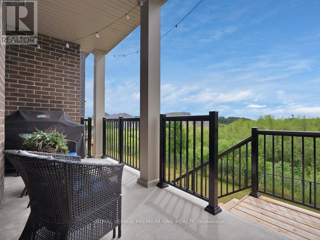 Photo 13 of 69 Crawford Drive, King ON