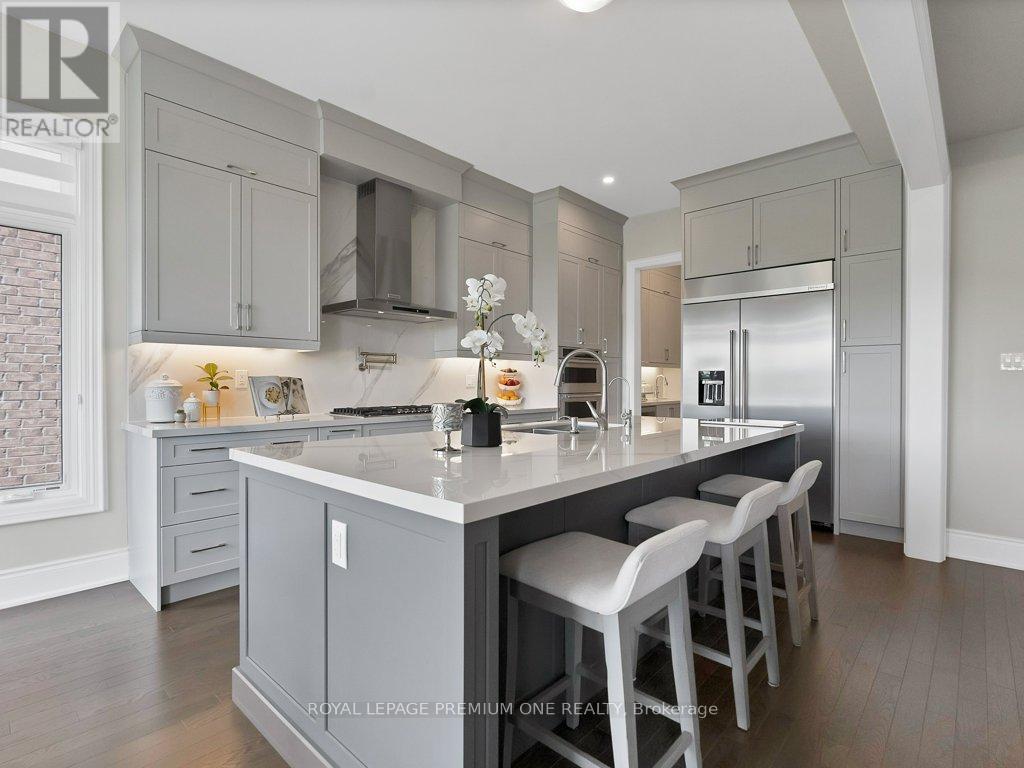 Photo 9 of 69 Crawford Drive, King ON