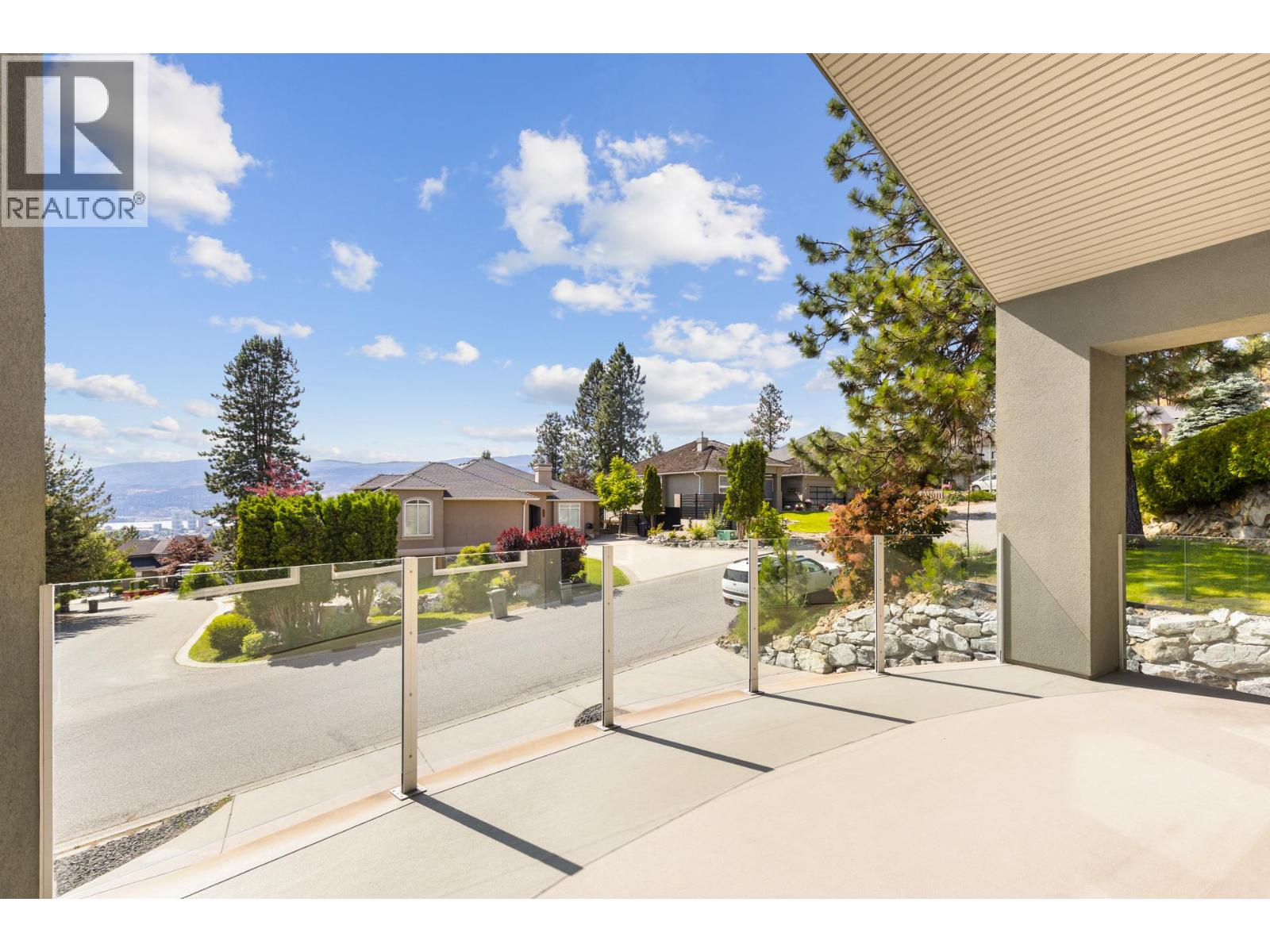  2111 Lillooet Crescent, Kelowna