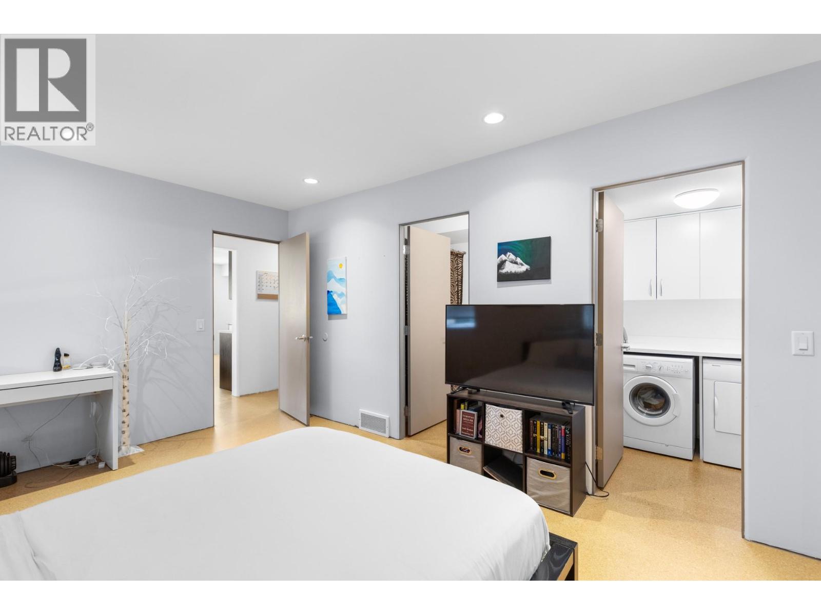  2111 Lillooet Crescent, Kelowna