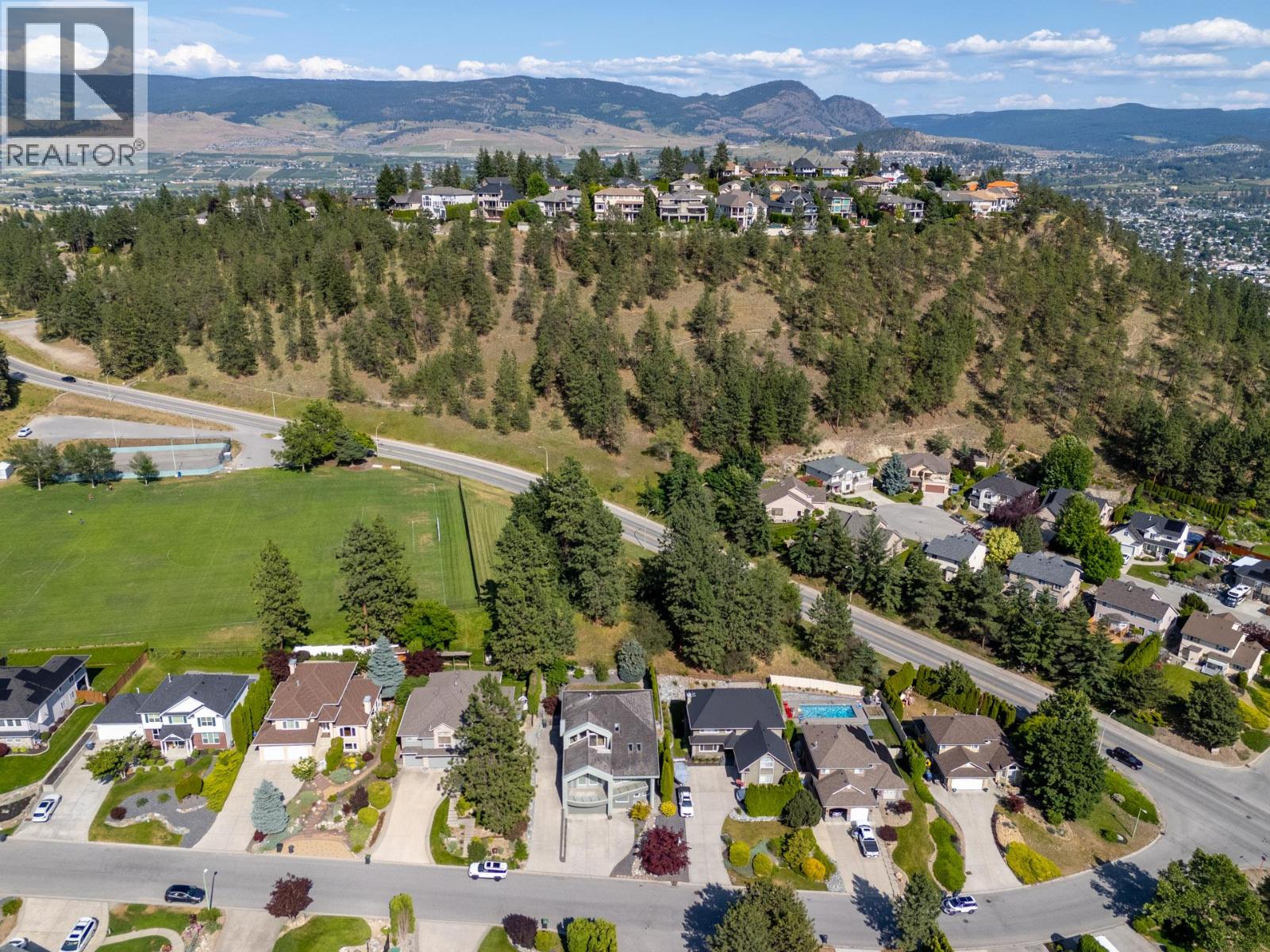  2111 Lillooet Crescent, Kelowna