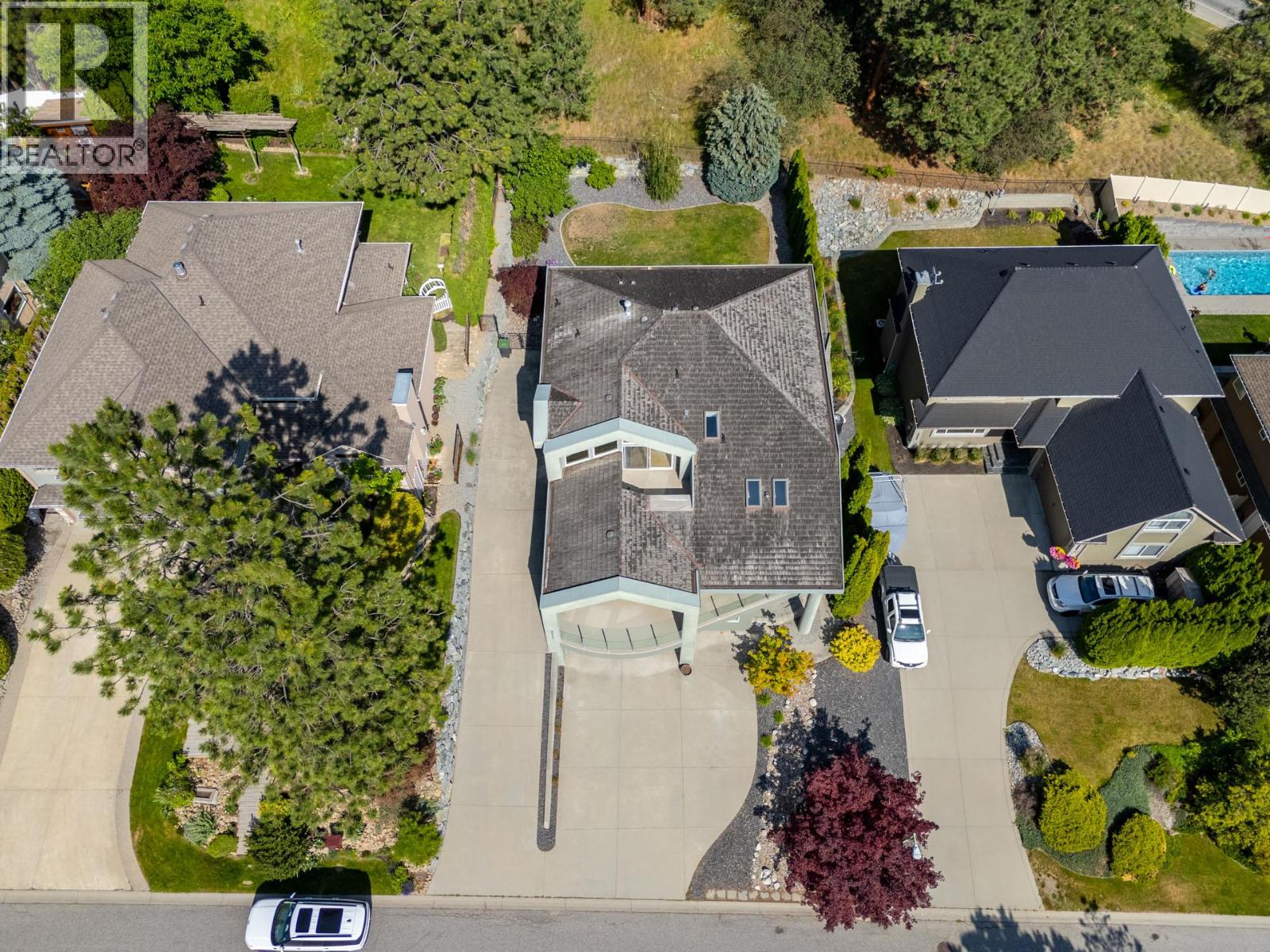  2111 Lillooet Crescent, Kelowna