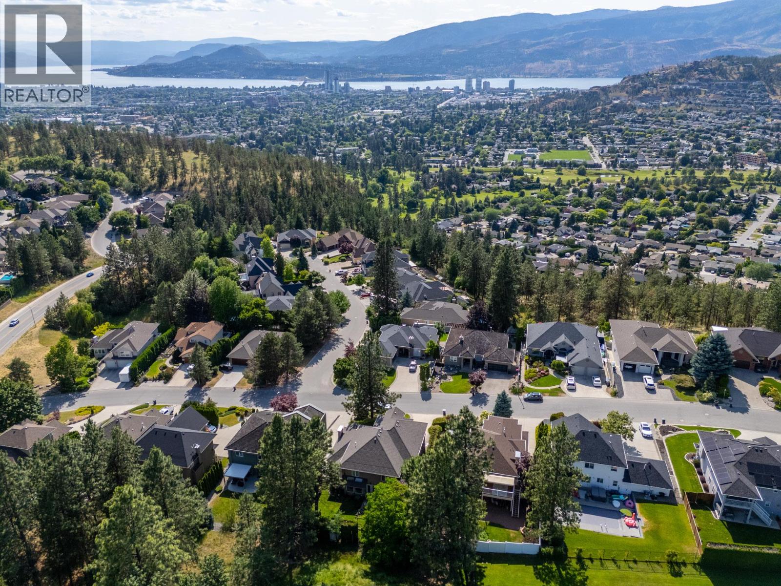  2111 Lillooet Crescent, Kelowna