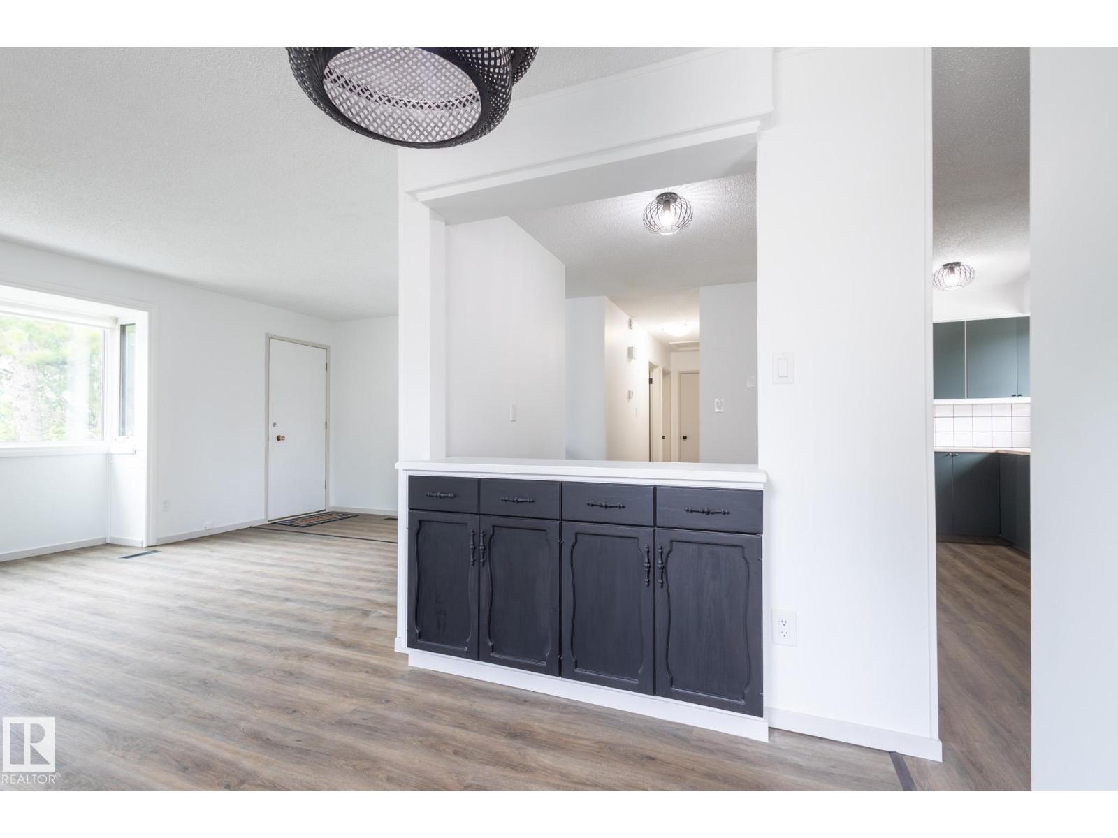 Photo 38 of 75 Marion Dr, Sherwood Park AB
