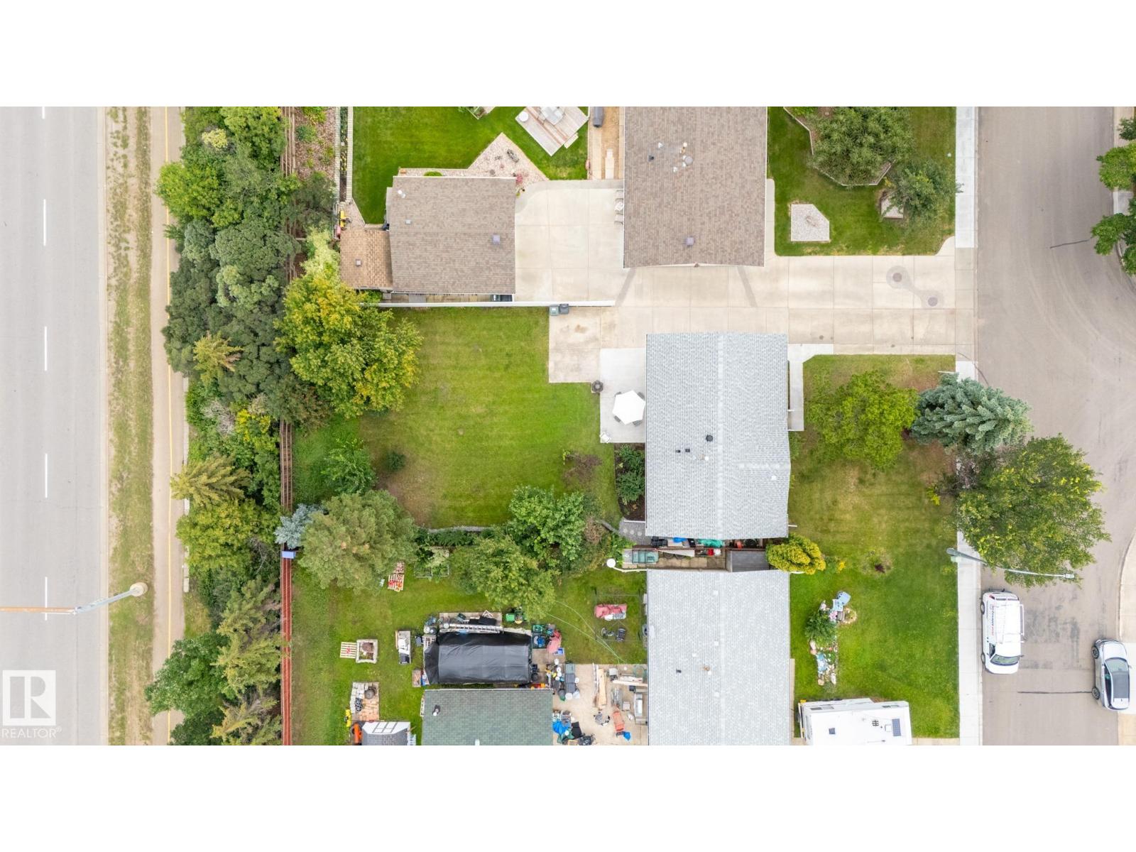 Photo 64 of 75 Marion Dr, Sherwood Park AB