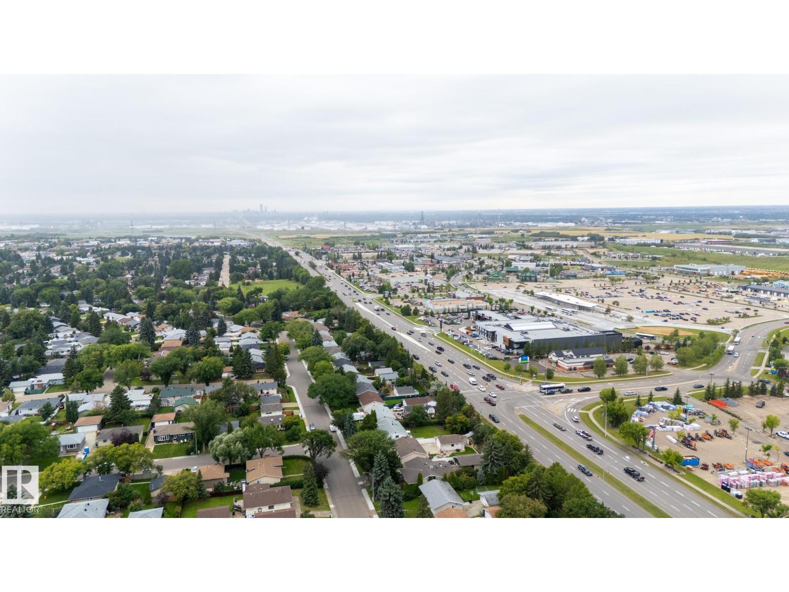 Photo 10 of 75 Marion Dr, Sherwood Park AB