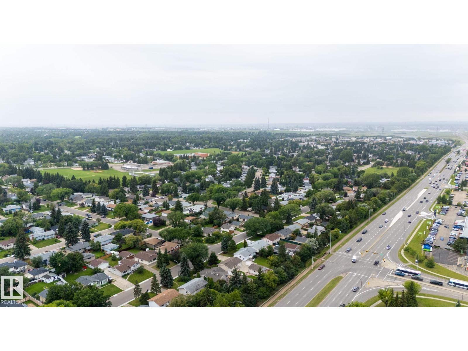 Photo 24 of 75 Marion Dr, Sherwood Park AB
