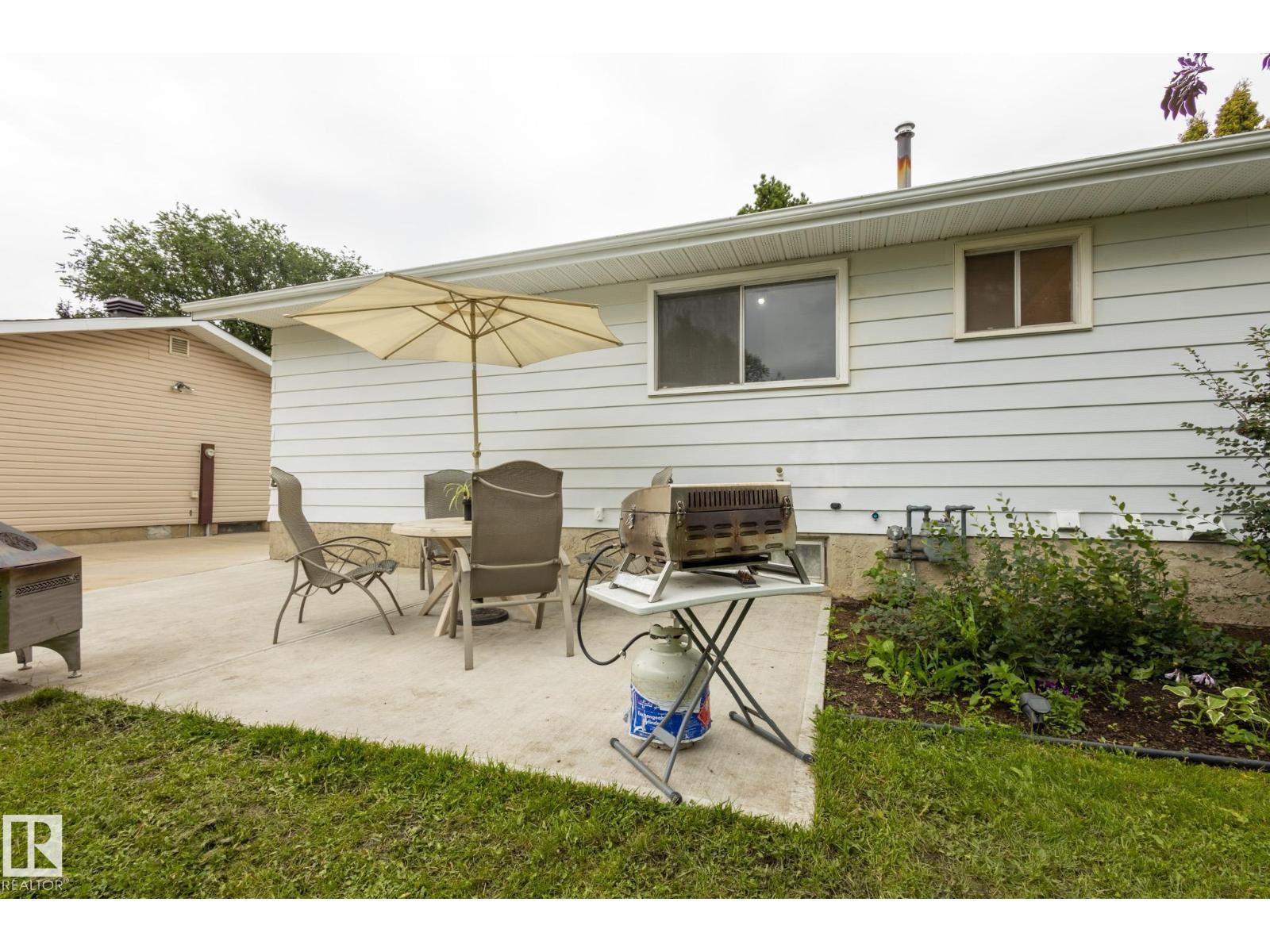 Photo 69 of 75 Marion Dr, Sherwood Park AB