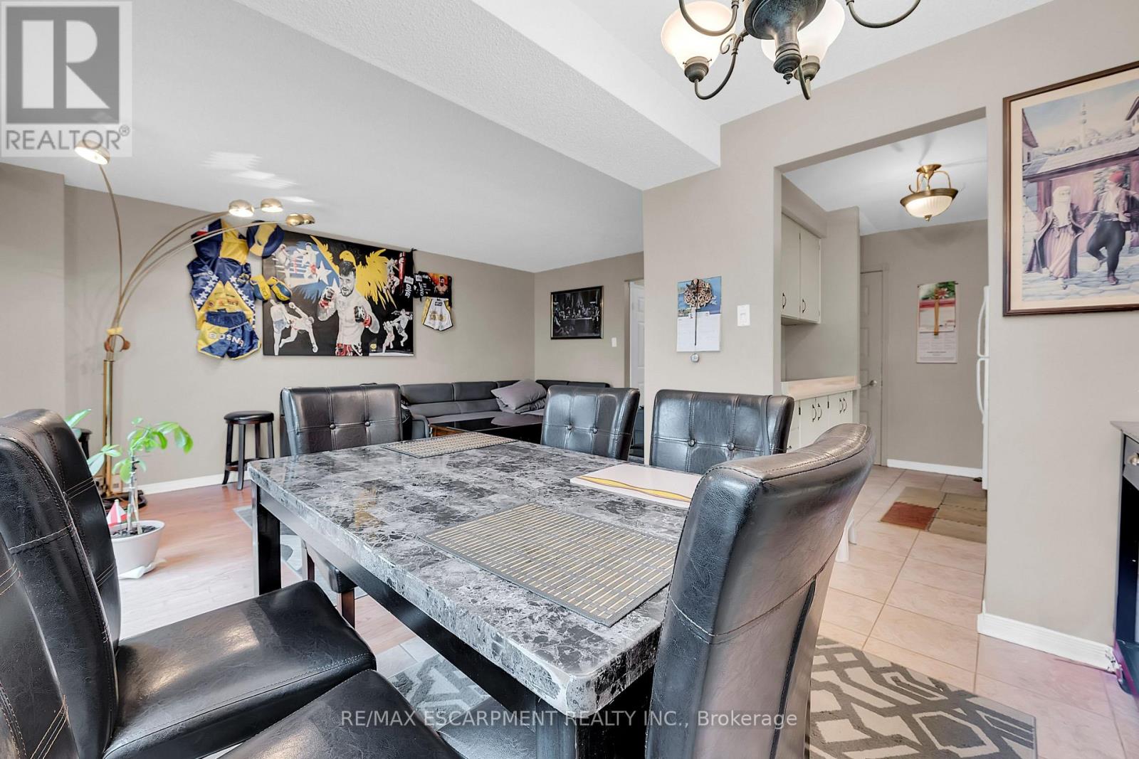 Photo 8 of 5016 Friesen Boulevard, Lincoln ON
