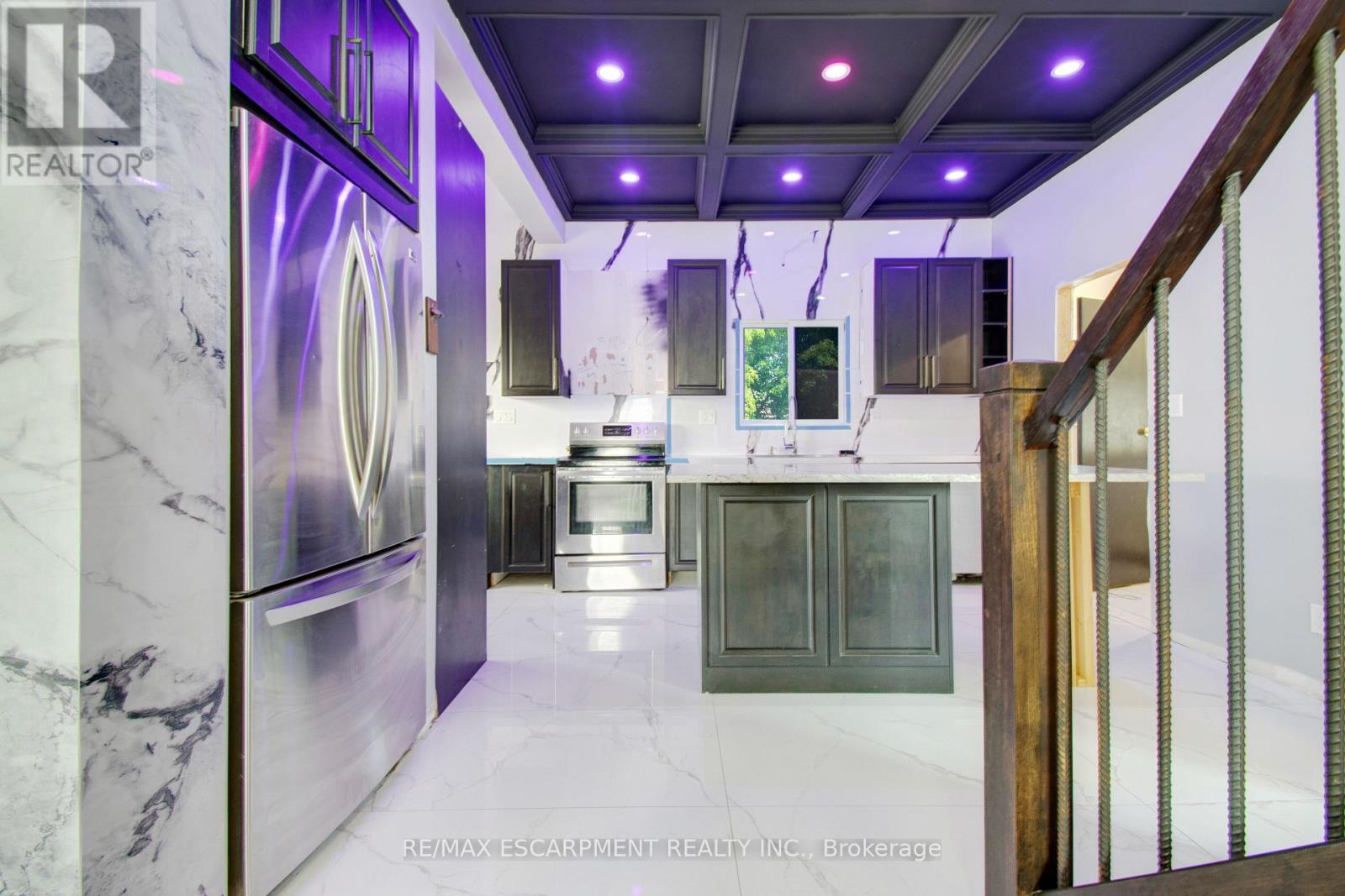 Photo 12 of 85 East 37th Street, Hamilton ON
