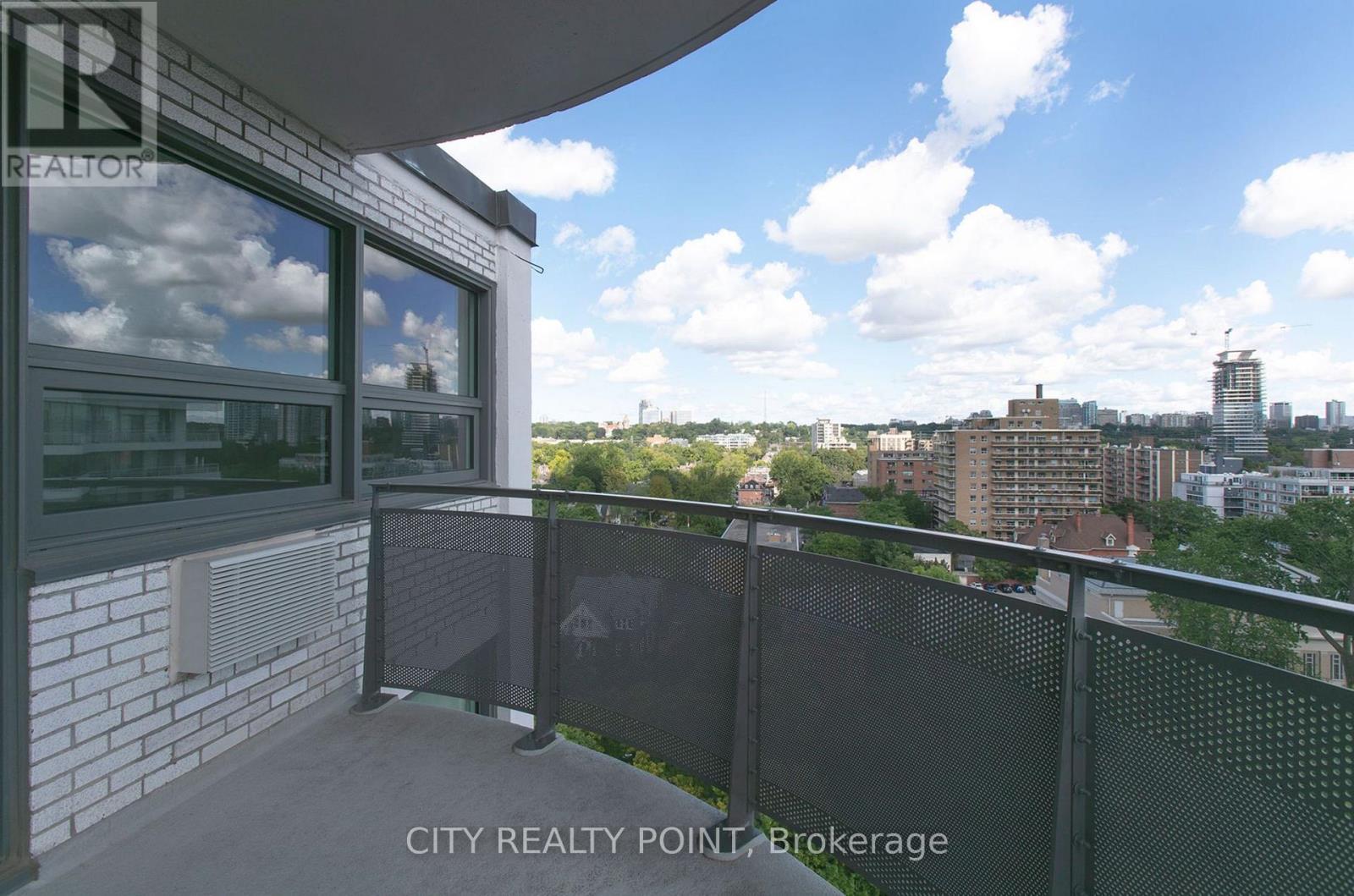Photo 17 of 606 485 Huron Street, Toronto ON