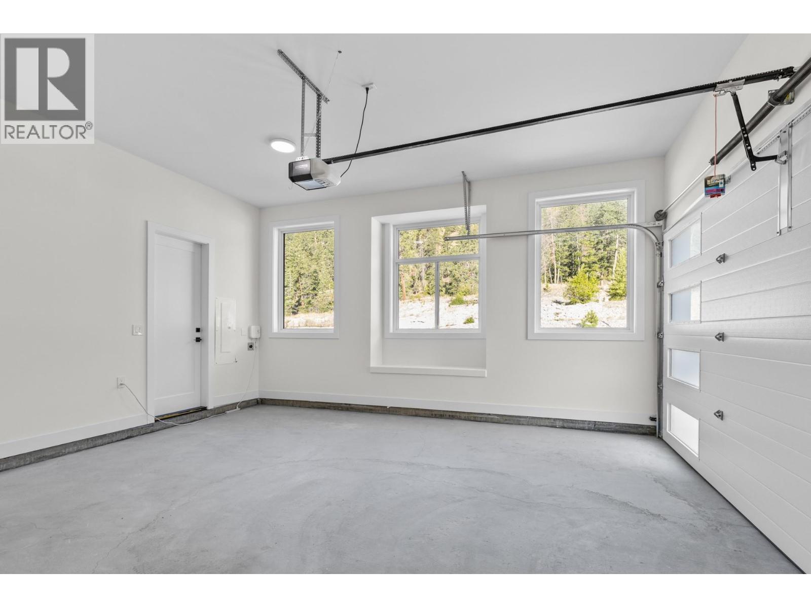  6048 Gerrie Road, Peachland
