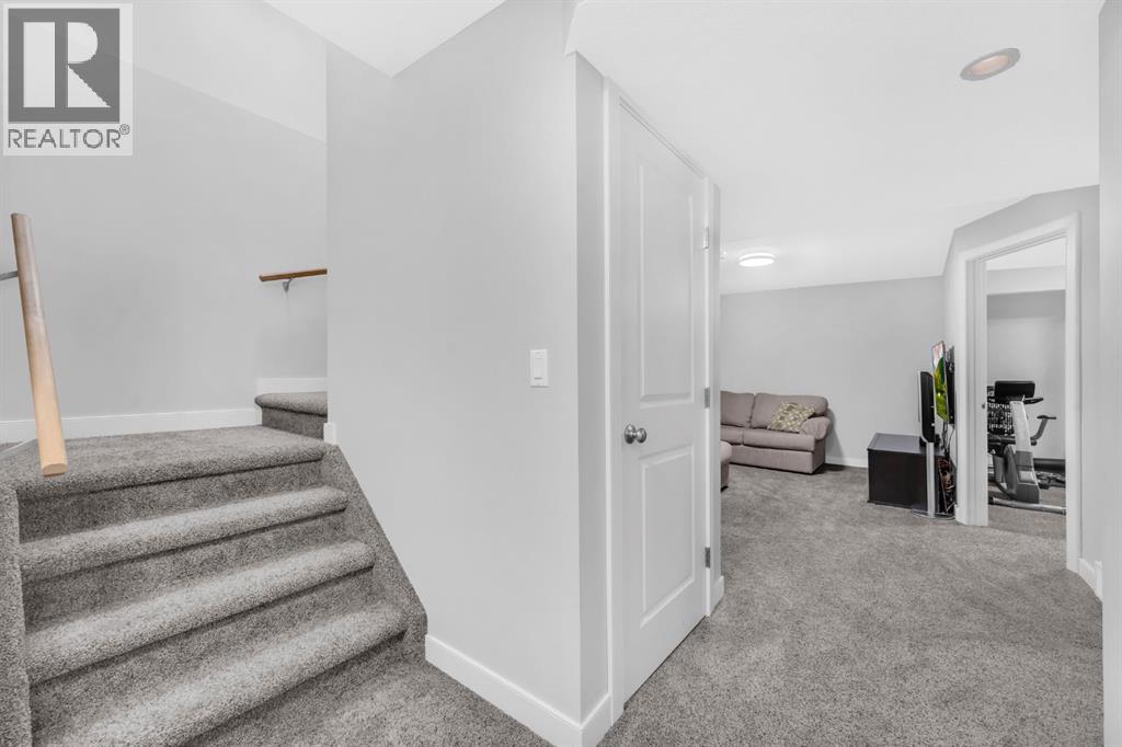 Photo 22 of 185 Evanspark Gardens Nw, Calgary AB