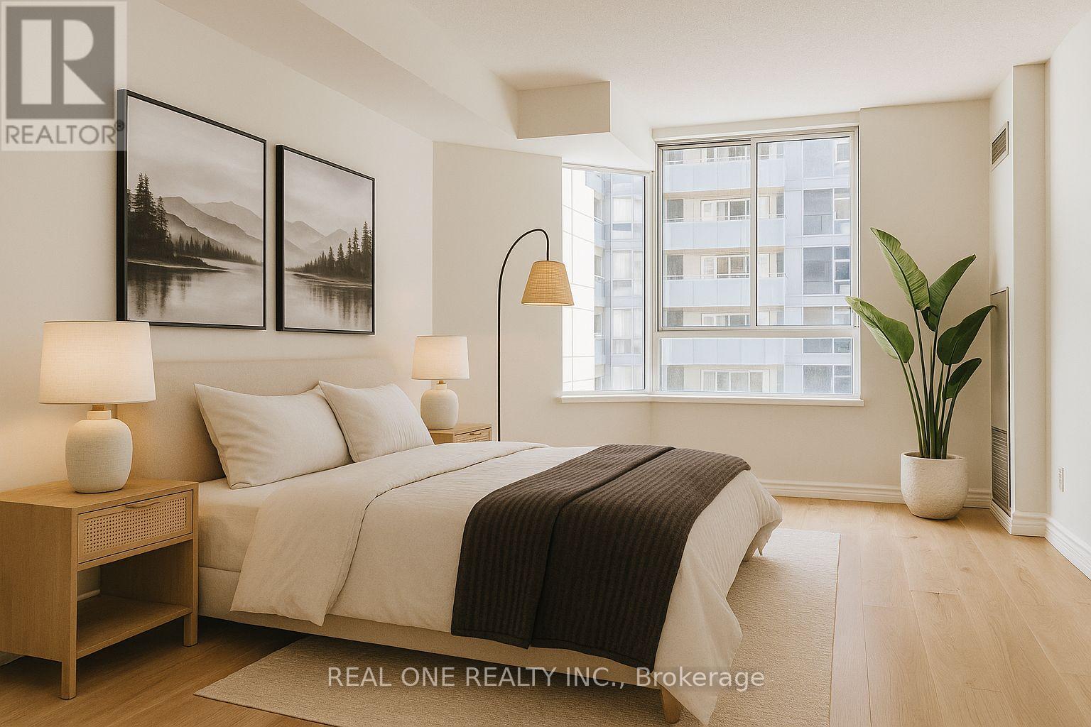 Photo 26 of 1012 711 Bay Street, Toronto ON