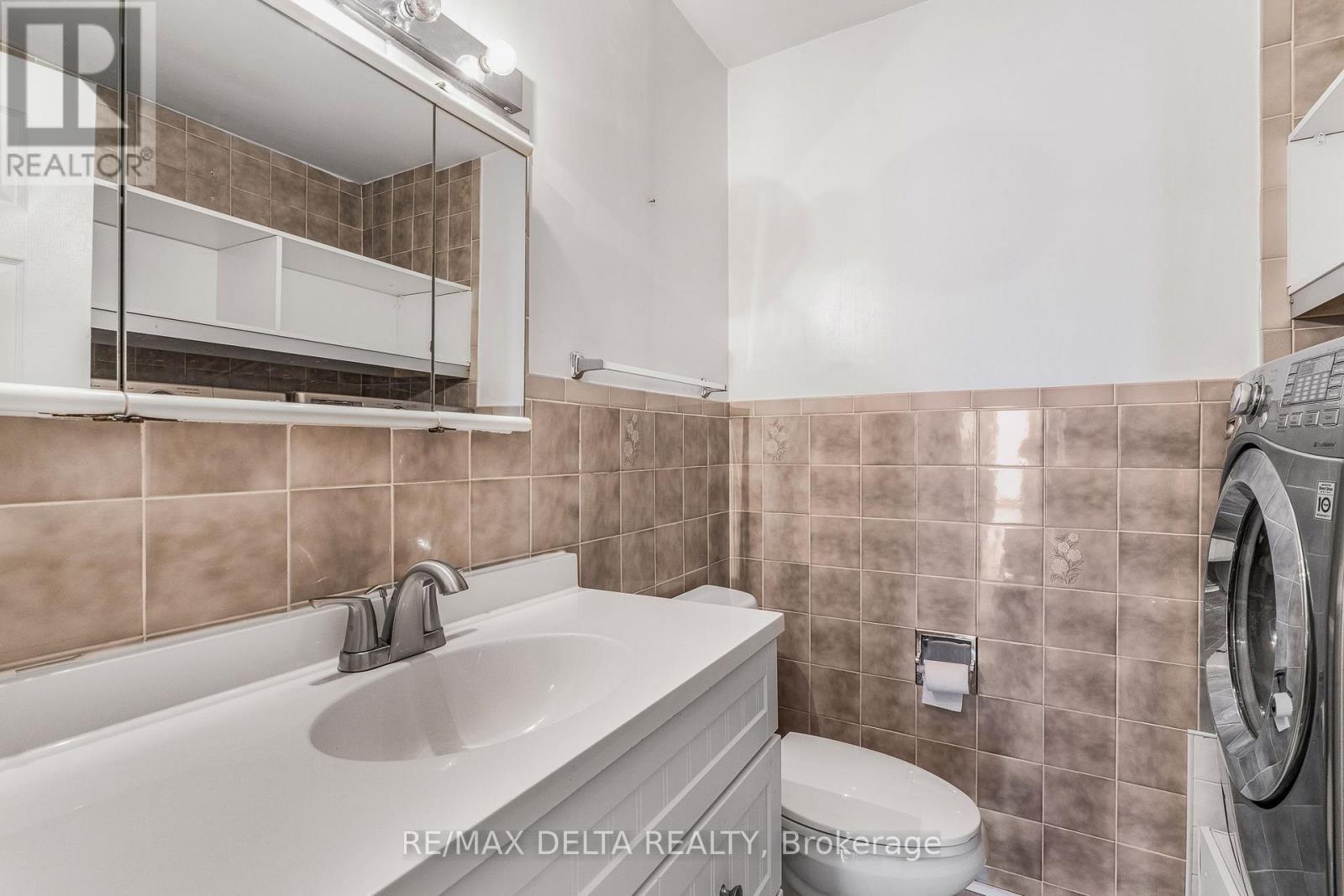Photo 12 of 1115 Cholette Crescent, Ottawa ON