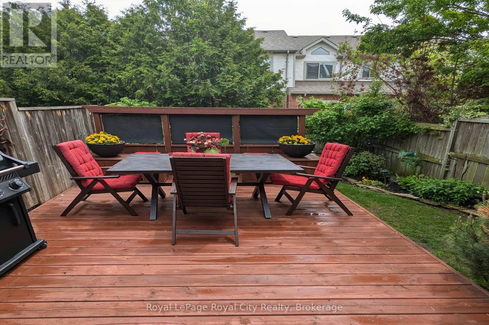 Photo 30 of 816 Village Green Boulevard, Mississauga ON