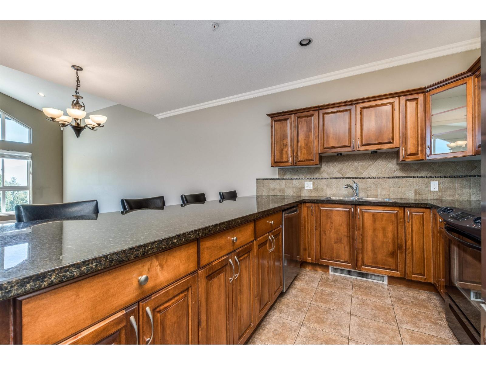 307 33755 7 AVENUE, Mission