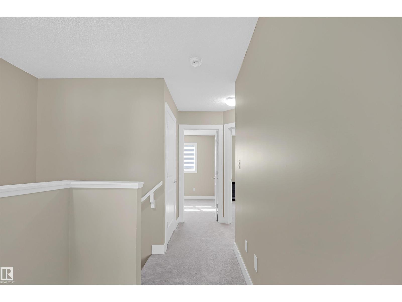 Photo 19 of 2126 24 St Nw, Edmonton AB