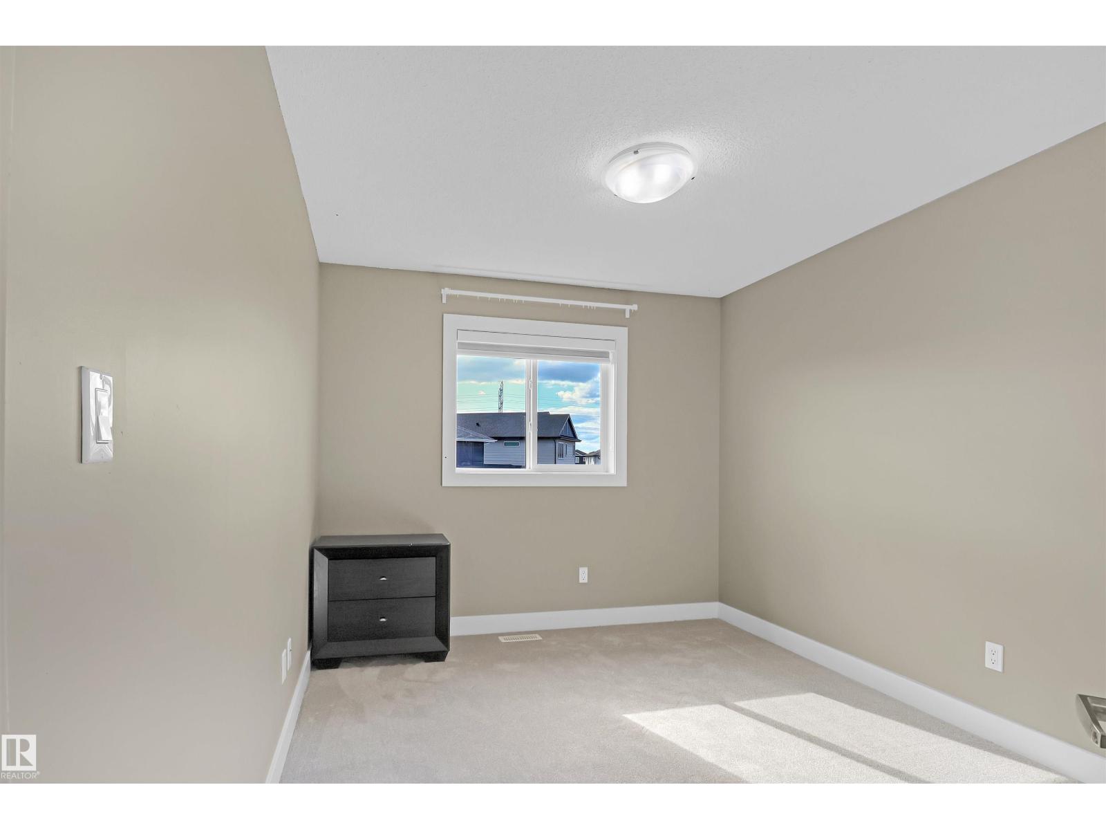 Photo 24 of 2126 24 St Nw, Edmonton AB