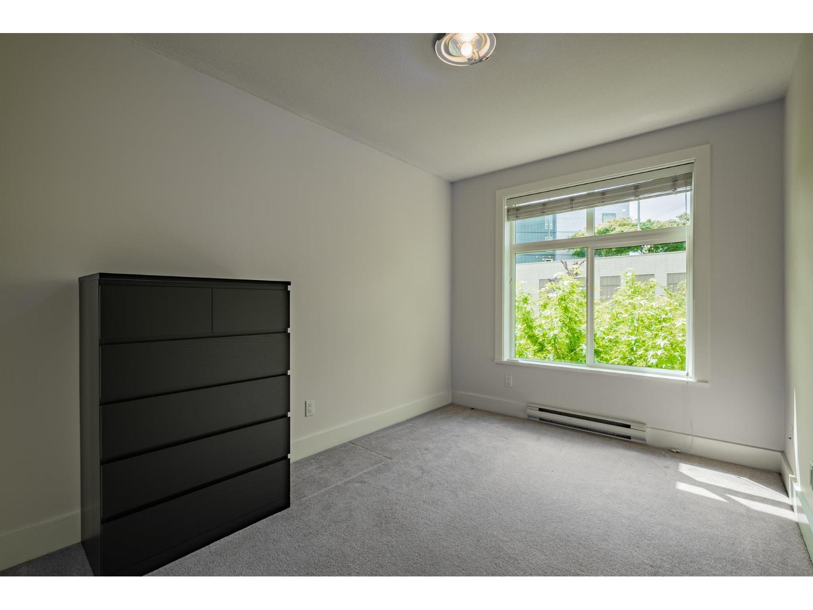 Photo 23 of 15 15833 26 Avenue, Surrey BC