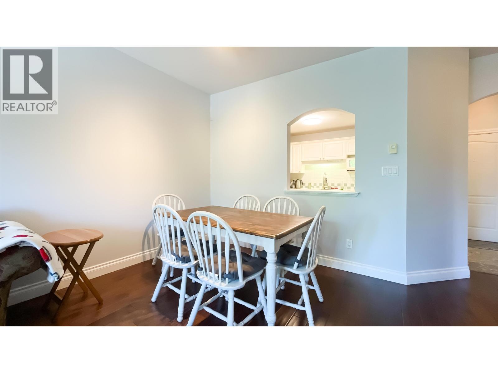 Photo 9 of 308 5735 Hampton Place, Vancouver BC