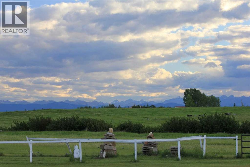 Photo 4 of 108 Pleasant View Heights, Rural Rocky View County AB