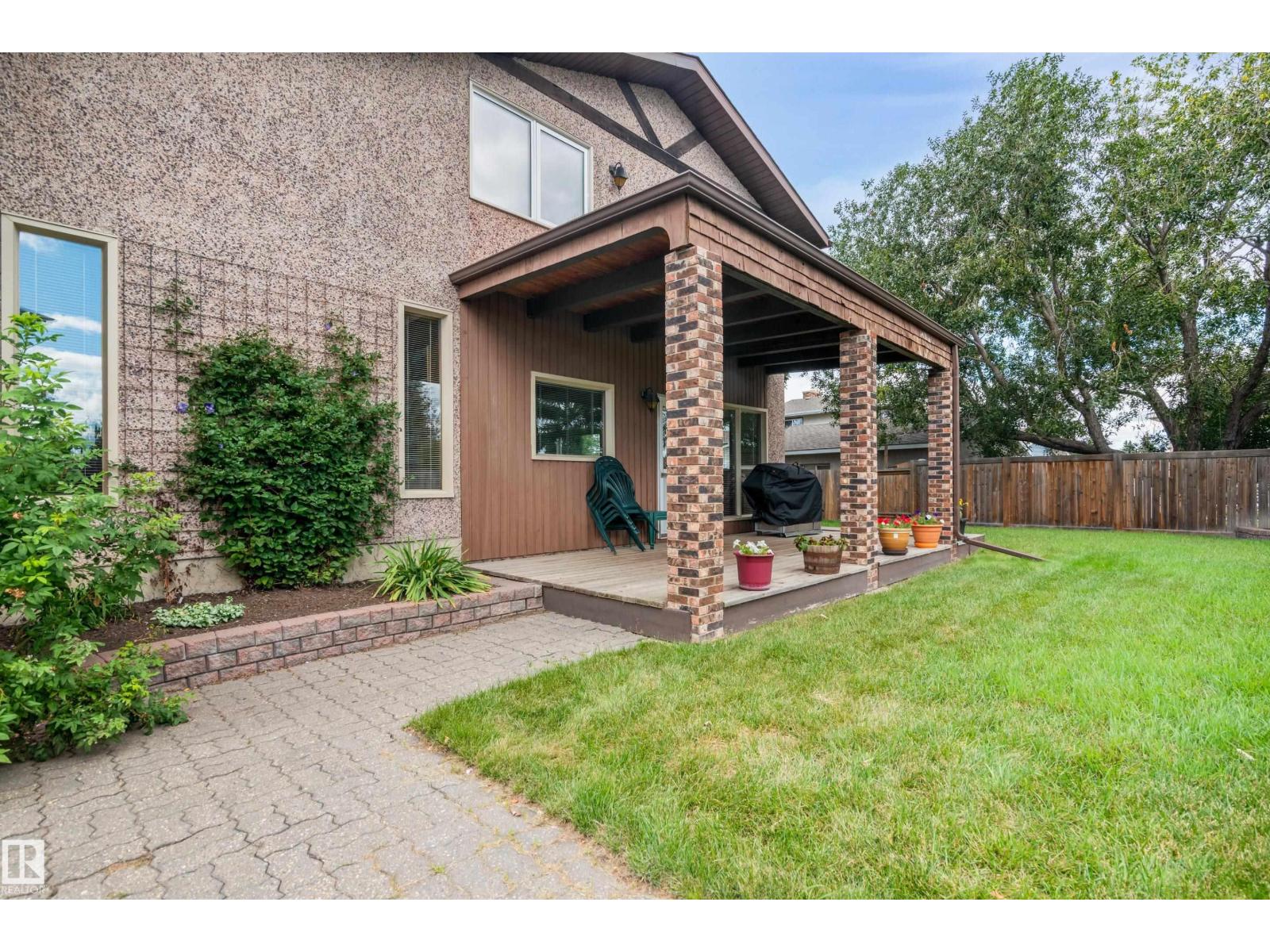 Photo 41 of 16737 110 St Nw, Edmonton AB