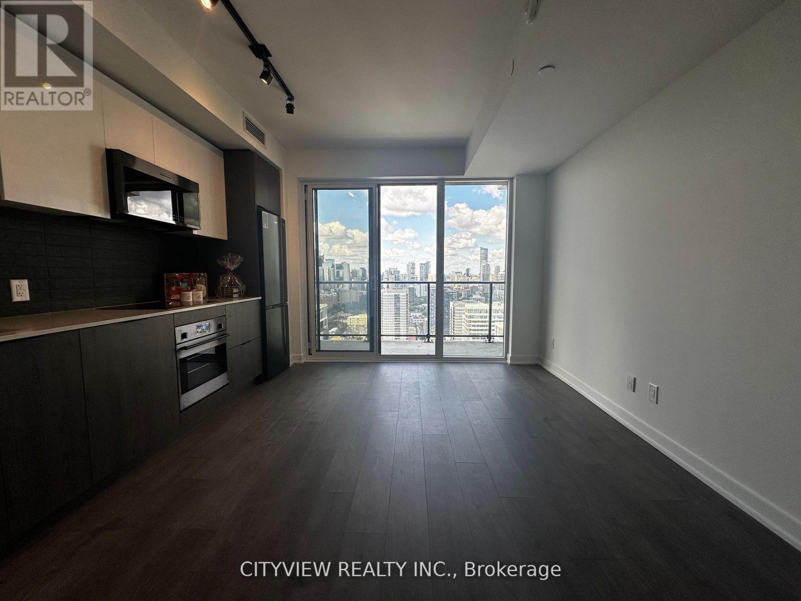 Photo 4 of 3707 5 Defries Street, Toronto ON