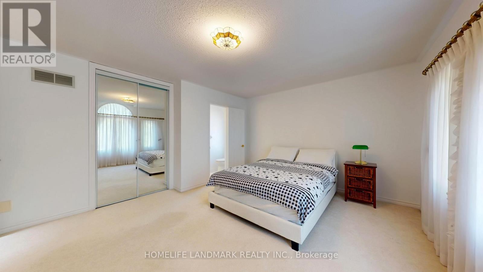 Photo 25 of 411 Cummer Avenue, Toronto ON