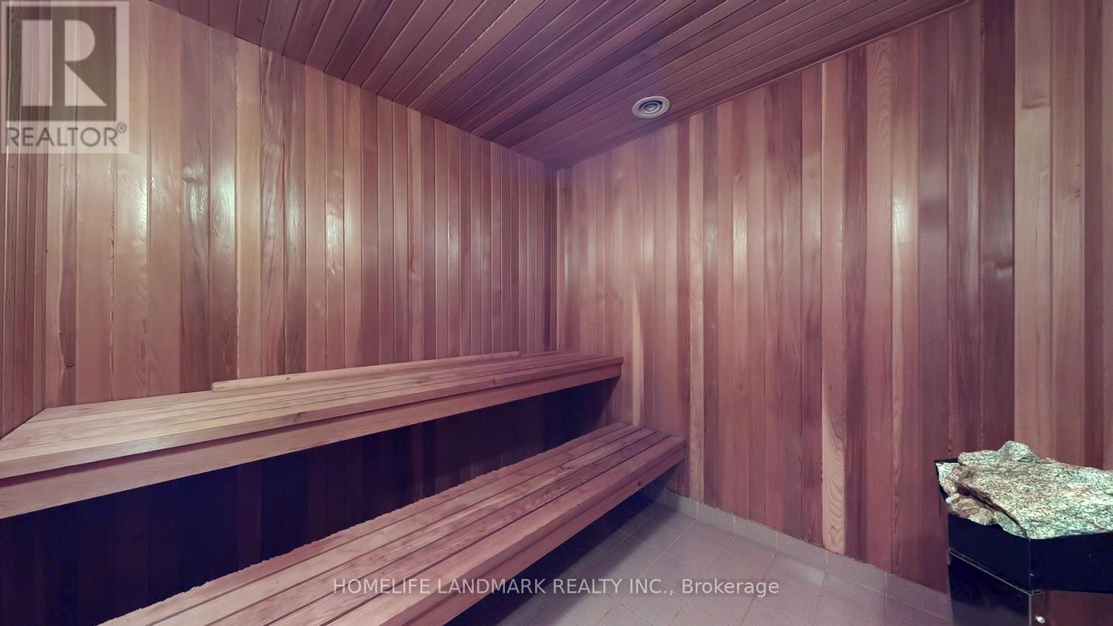 Photo 37 of 411 Cummer Avenue, Toronto ON