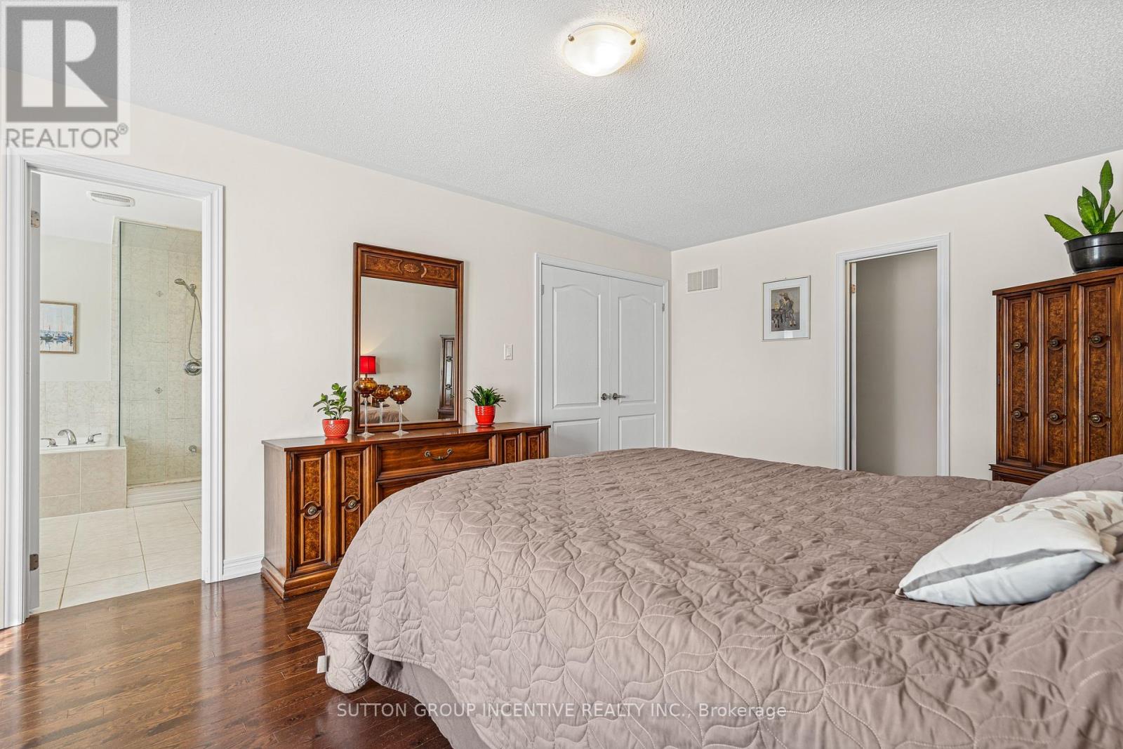 Photo 17 of 1322 Bardeau Street, Innisfil ON