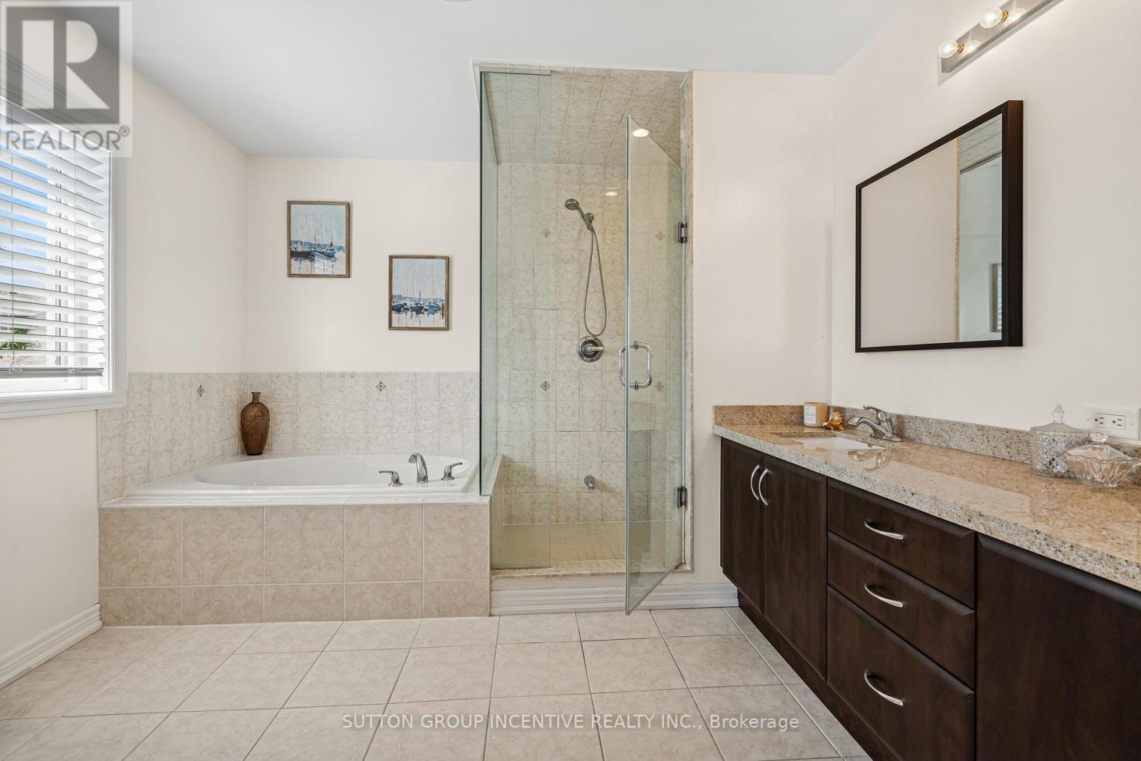 Photo 18 of 1322 Bardeau Street, Innisfil ON