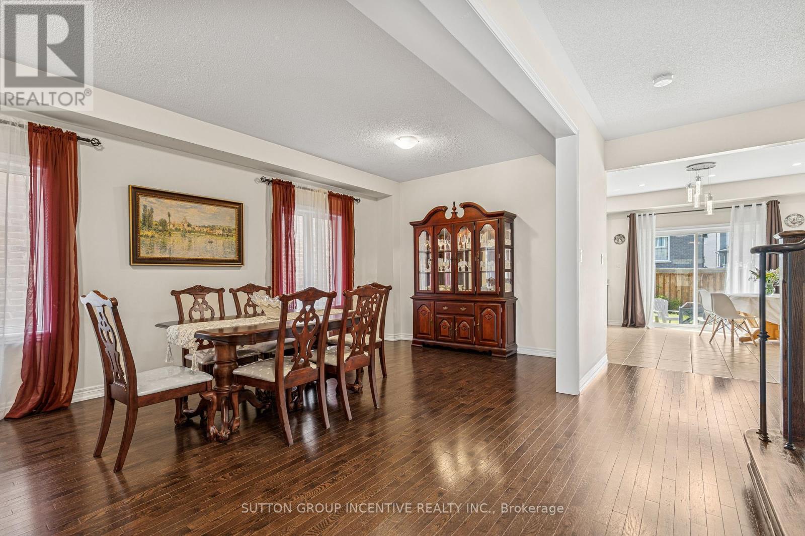 Photo 6 of 1322 Bardeau Street, Innisfil ON