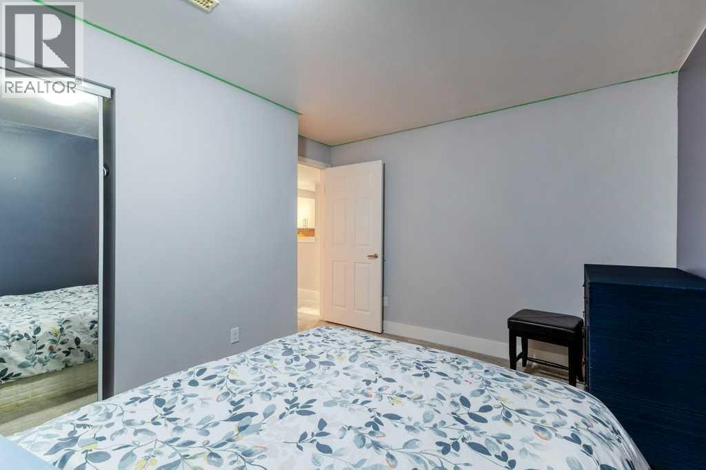 Photo 33 of 540 Panatella Court Nw, Calgary AB