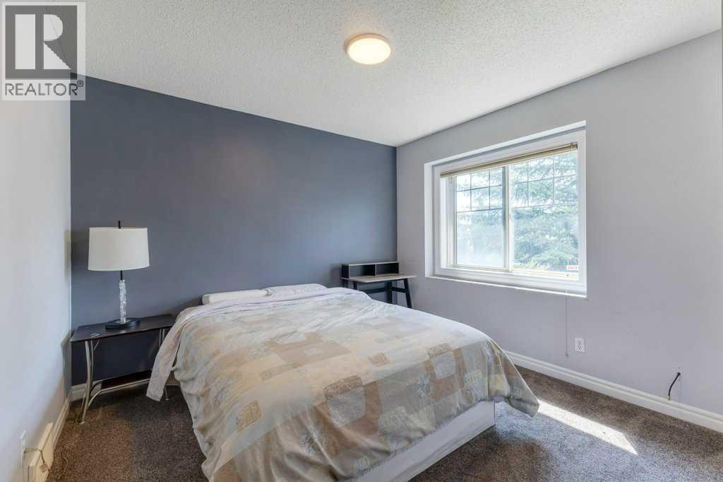 Photo 22 of 540 Panatella Court Nw, Calgary AB