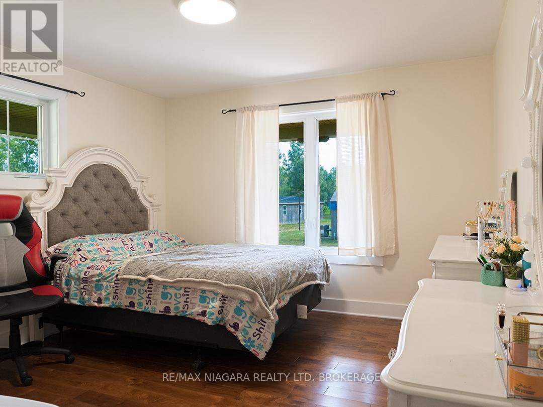 Photo 8 of 3481 Troup Road, Port Colborne ON
