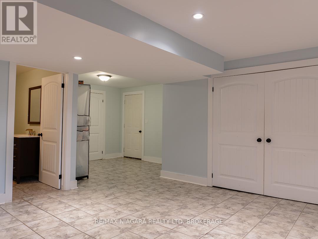 Photo 40 of 3481 Troup Road, Port Colborne ON