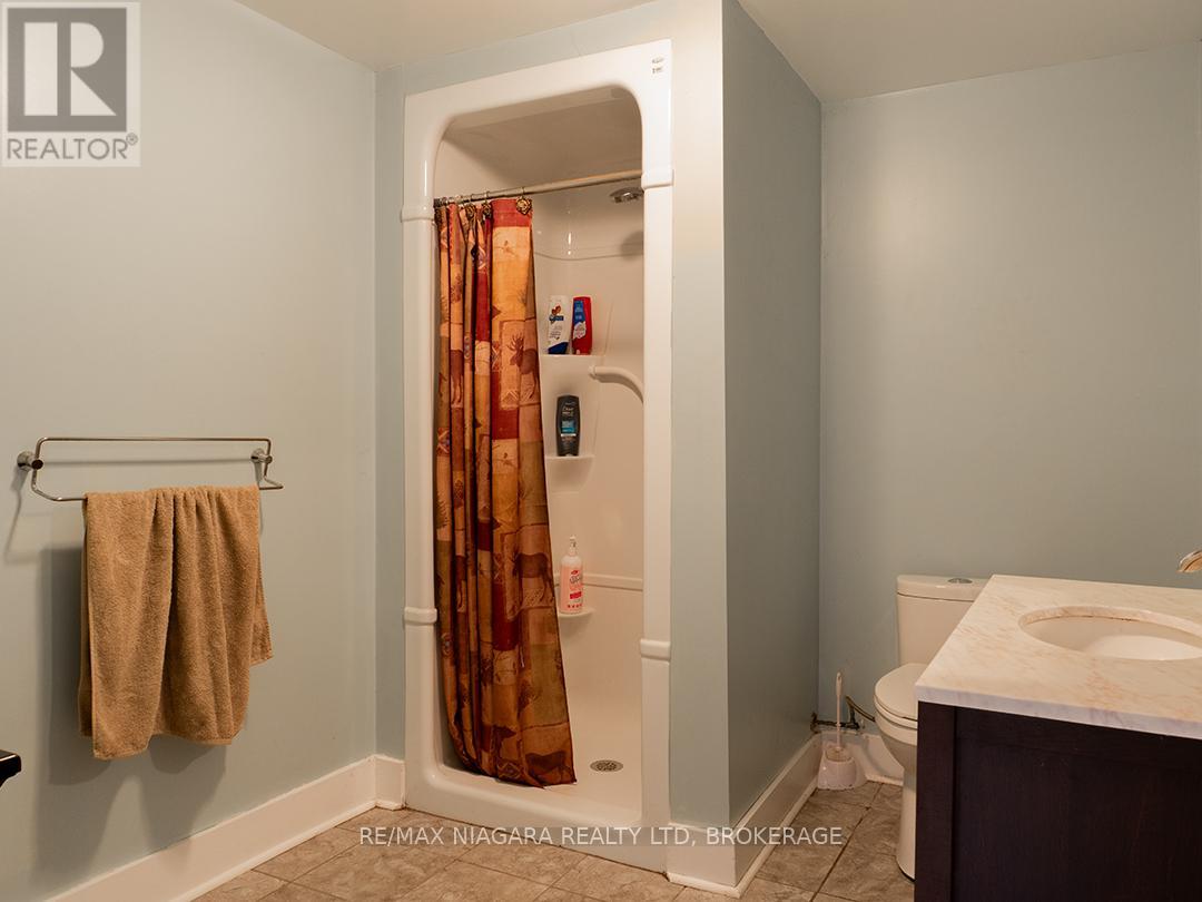 Photo 5 of 3481 Troup Road, Port Colborne ON
