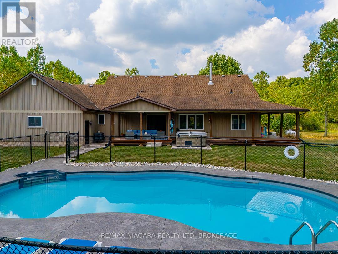 Photo 4 of 3481 Troup Road, Port Colborne ON