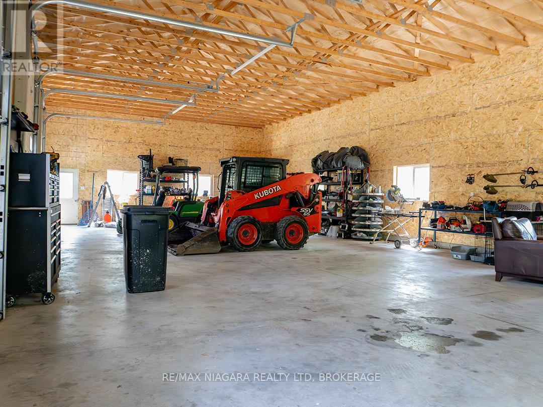 Photo 2 of 3481 Troup Road, Port Colborne ON