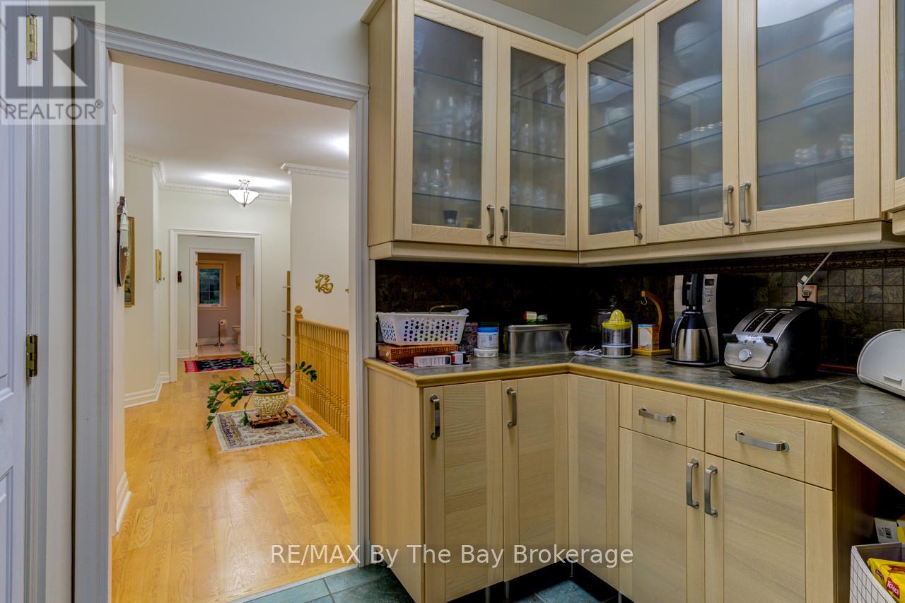 Photo 19 of 28 Bridlewood Crescent, Wasaga Beach ON