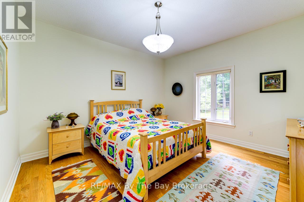 Photo 27 of 28 Bridlewood Crescent, Wasaga Beach ON