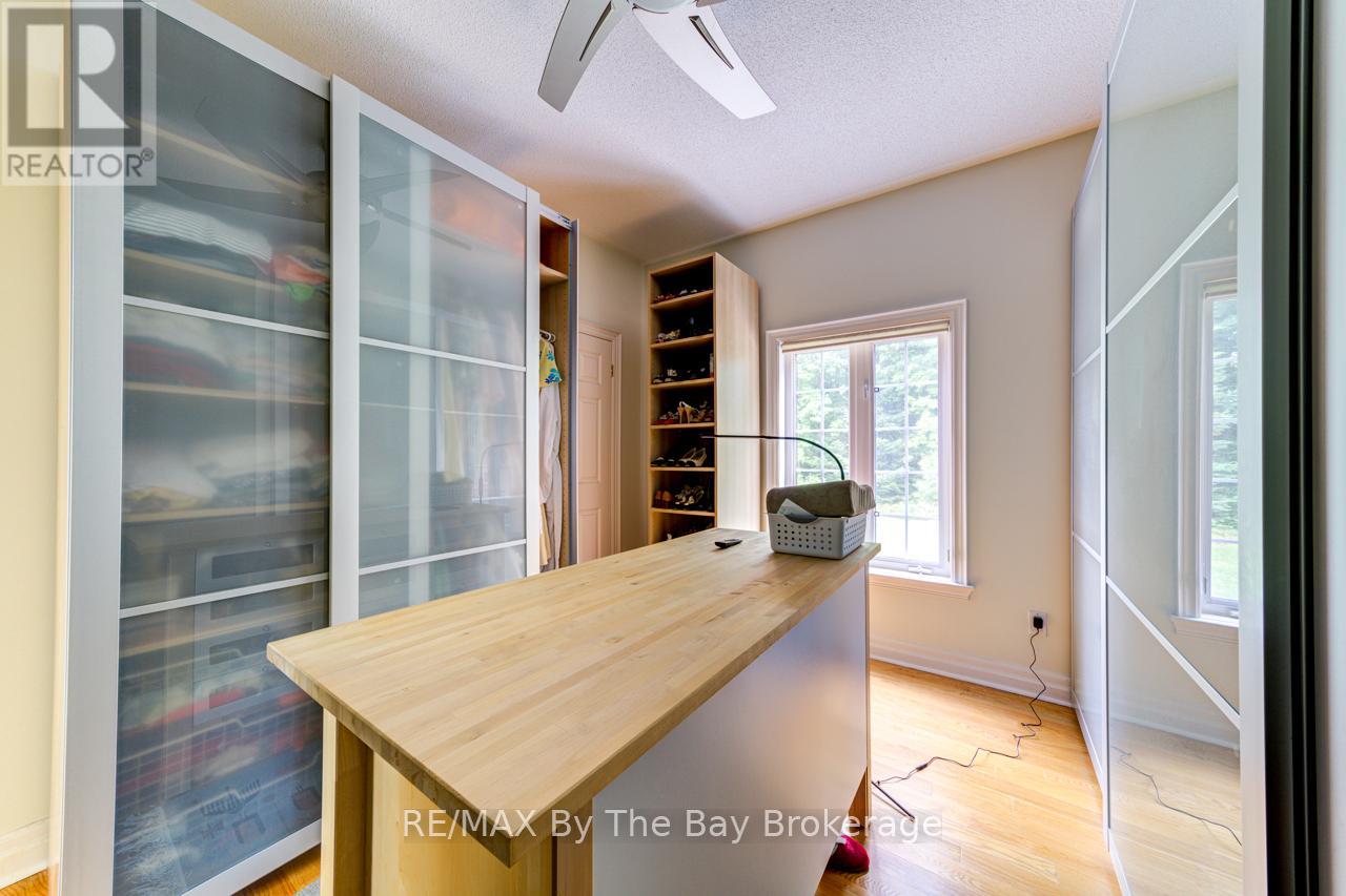 Photo 29 of 28 Bridlewood Crescent, Wasaga Beach ON