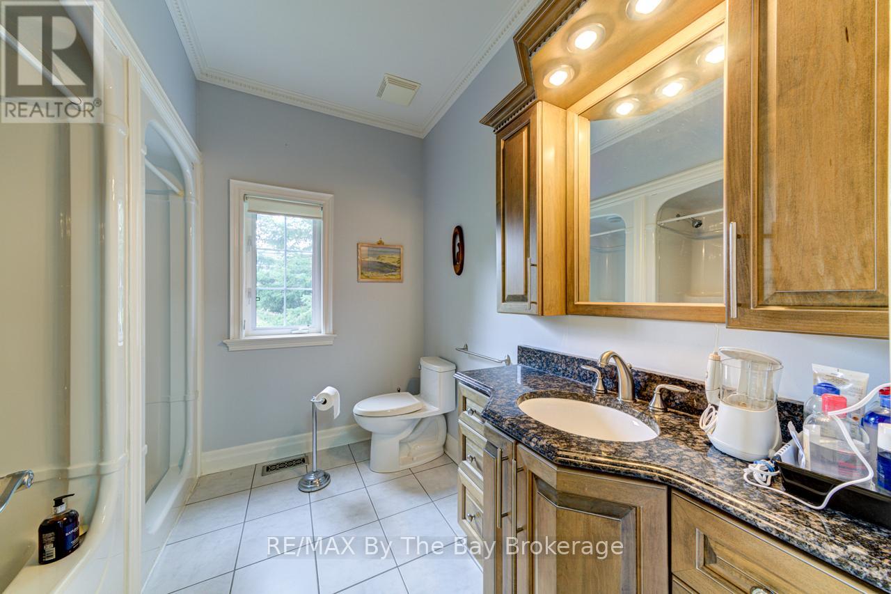 Photo 30 of 28 Bridlewood Crescent, Wasaga Beach ON