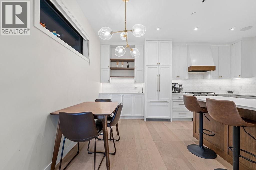 Photo 6 of 2476 E Pender Street, Vancouver BC