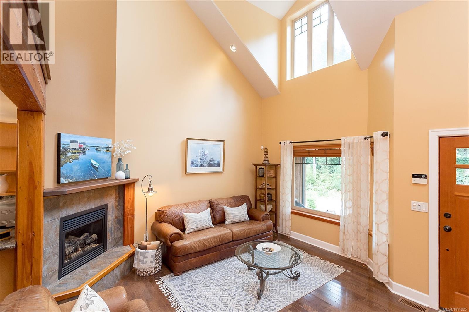 Photo 9 of 1633 Cole Rd, Sooke BC