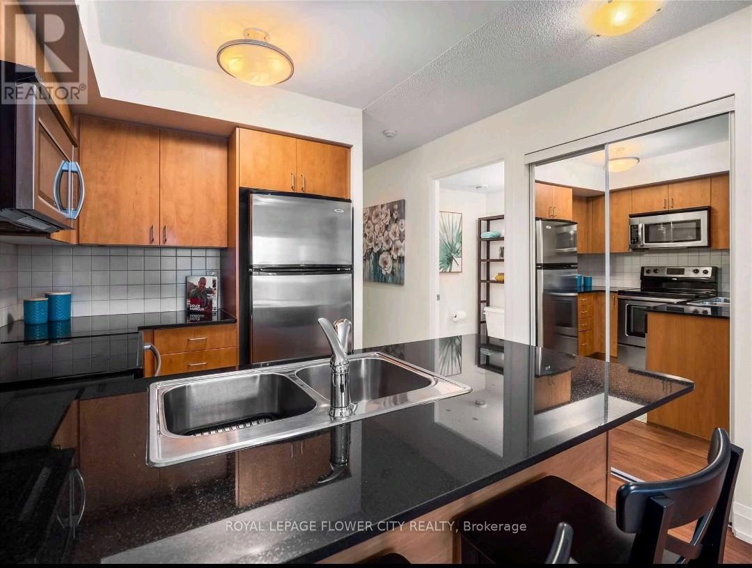 Photo 2 of 801 1070 Sheppard Avenue W, Toronto ON