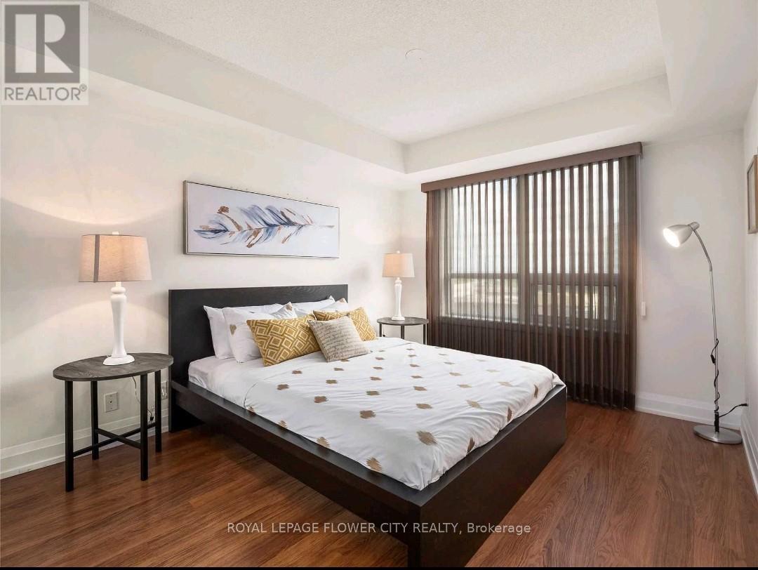 Photo 4 of 801 1070 Sheppard Avenue W, Toronto ON