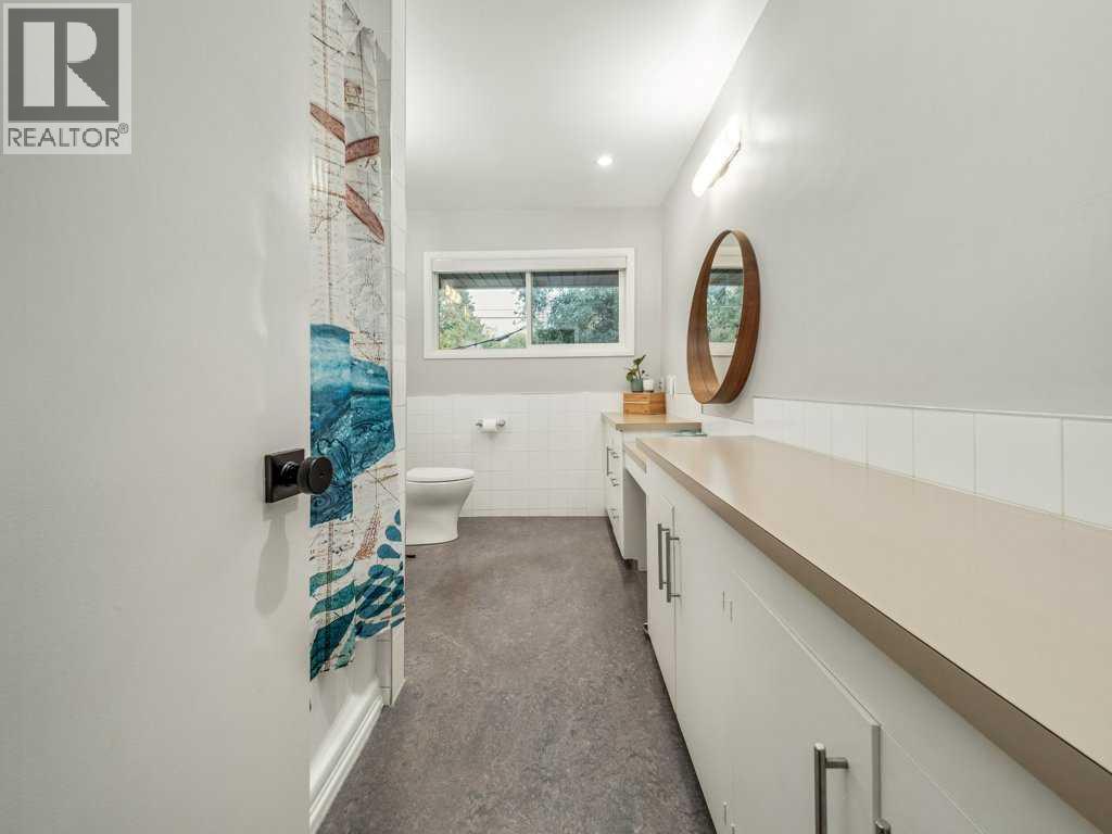 Single Family House Bungalow for Sale in   Avenue S Victoria Park Lethbridge 