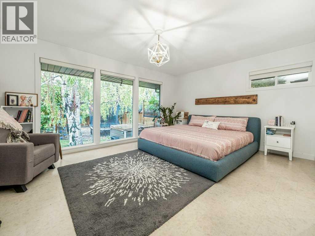 Single Family House Bungalow for Sale in   Avenue S Victoria Park Lethbridge 